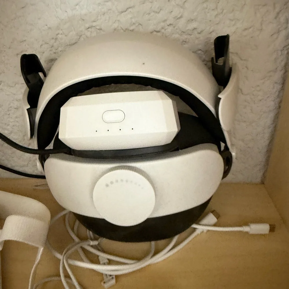 White and Black Standalone VR Headset with Adjustable Strap